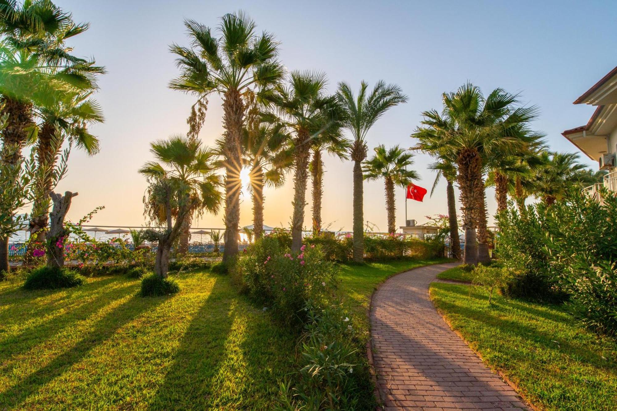 Sunset Beach Villas And Apartments Fethiye Exteriér fotografie